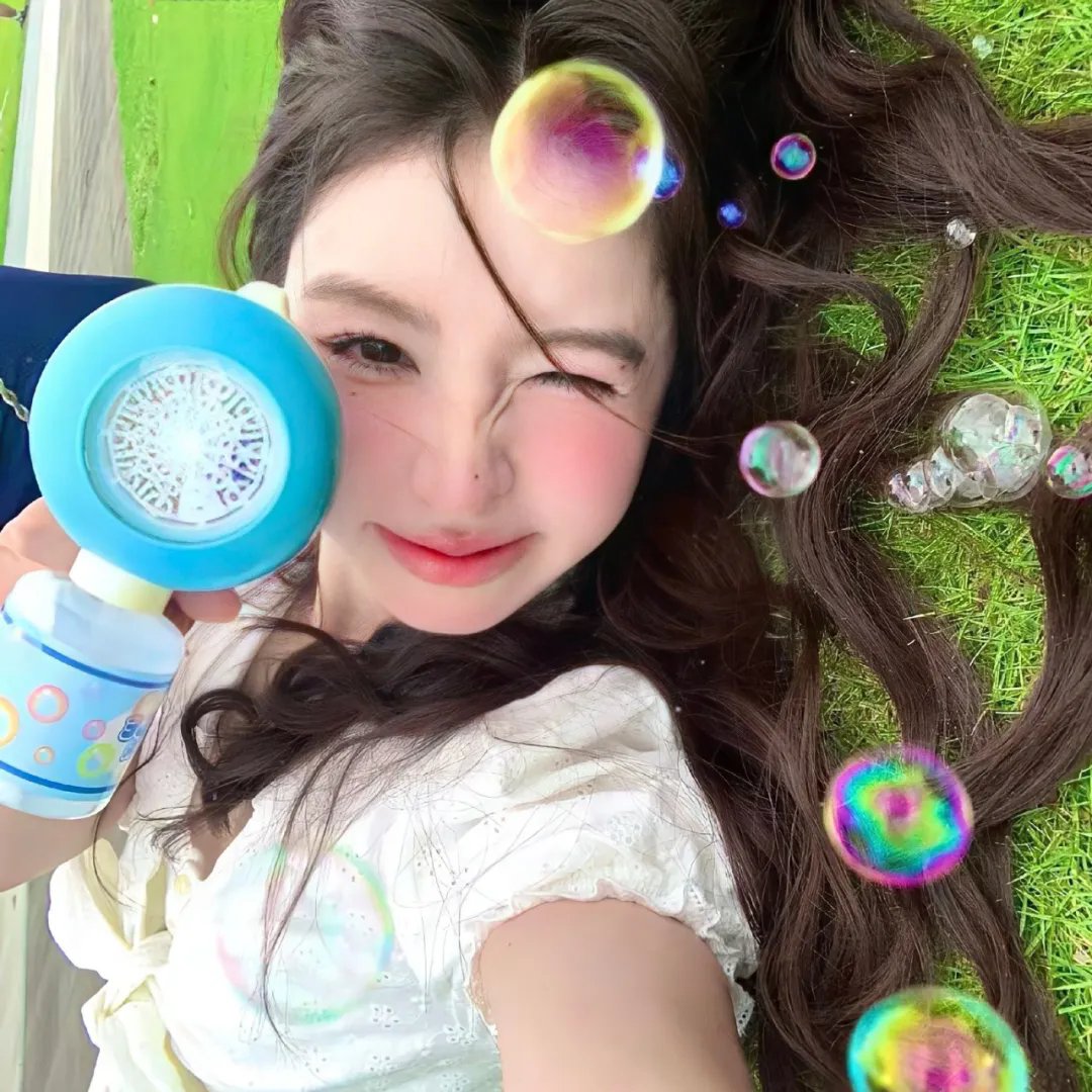 君是慕容卿似花